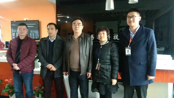 QQ图片20151117164118.jpg
